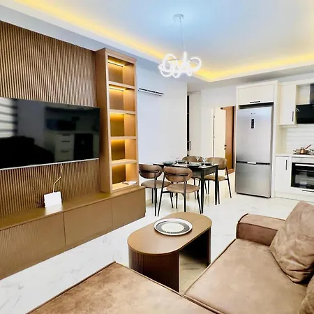 New One Bedroom Kleopatra 600 метров до моря 아파트 *