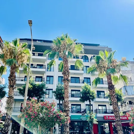 Appartamento ваш уголок у моря! с 1 спальней в 600 м до пляжа клеопатры Alanya